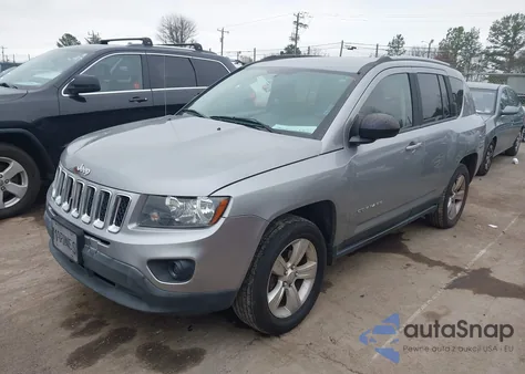 2015 Jeep Compass Sport из США, поврежденный, VIN 1C4NJDBB2FD357822